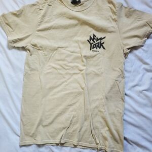 New Look Cream Graphic Tee